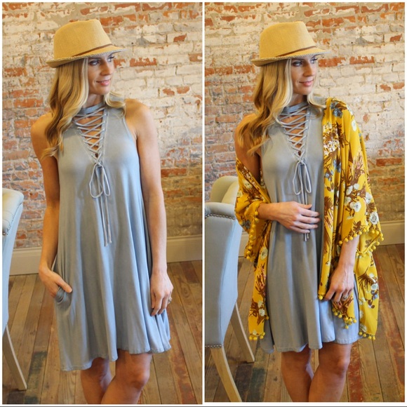 Infinity Raine Dresses & Skirts - ✨LAST✨Blue vintage wash lace up dress with pockets